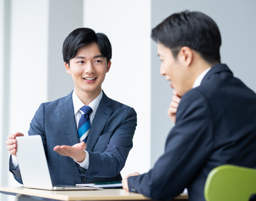 採用情報
